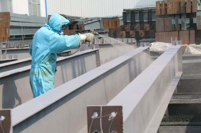 江蘇鋼結(jié)構(gòu)生產(chǎn)廠家“淮寧鋼構(gòu)”分享：搞好鋼結(jié)構(gòu)工程工程施工涂裝工作很關(guān)鍵