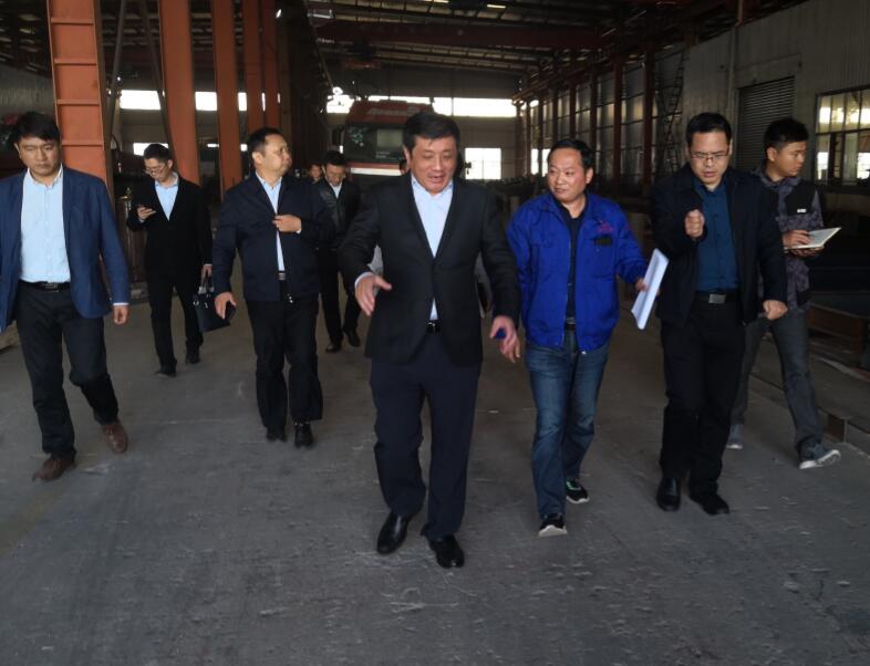 清江浦區(qū)委書記朱海波來(lái)我公司視察